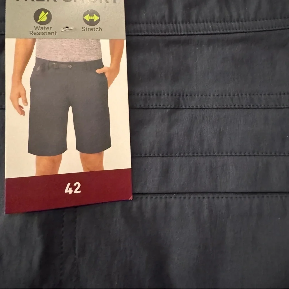 Free country Trek‎ Utility Short